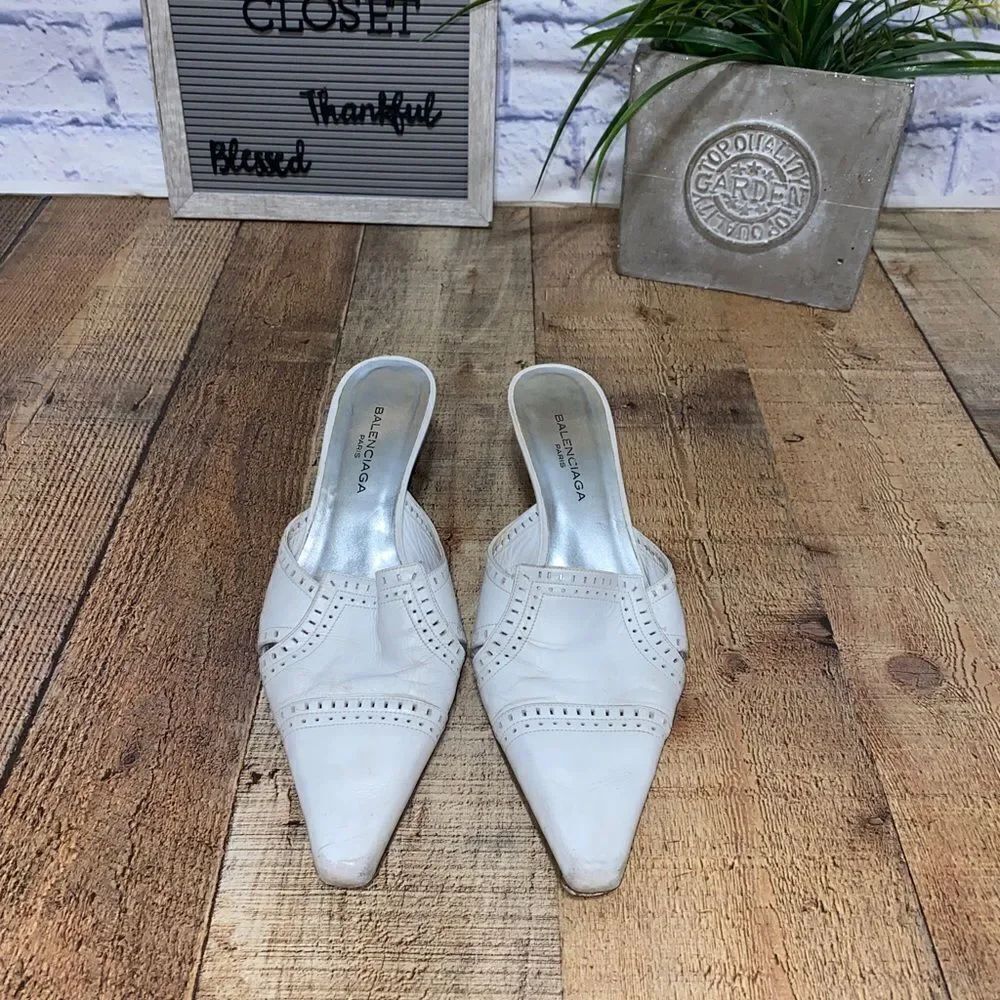 Balenciaga White Leather Mule Sandals Size 40